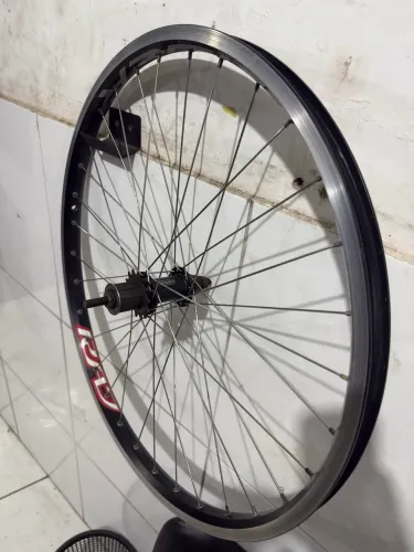 Jogo de roda raridade marca rad aro 26