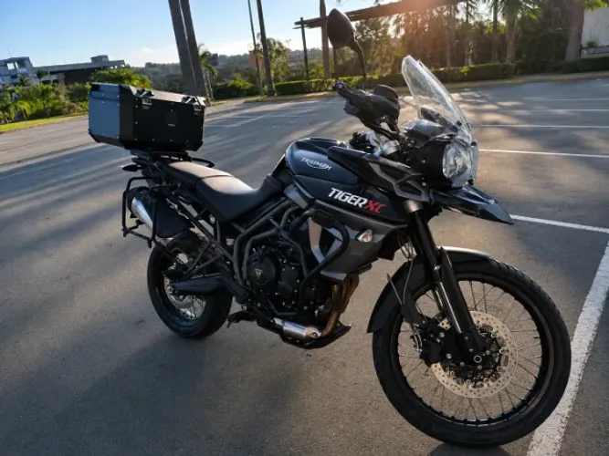 Triumph Tiger 800 XC 2016 baixo km
