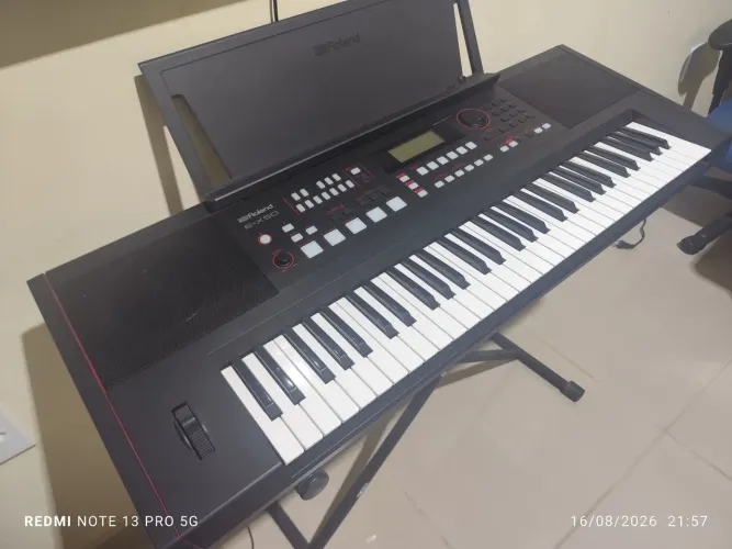 Teclado Roland