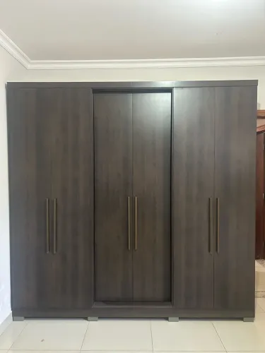 Guarda-Roupa Casal Impecável (Menos de 1 ano de uso) - Estado de Zero!