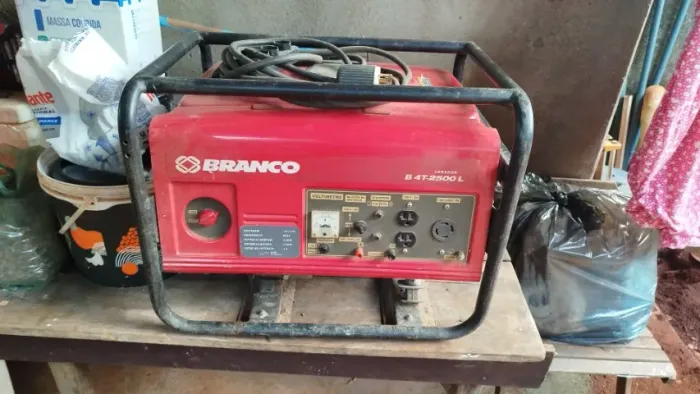 Gerador de energia 2500 BRANCO