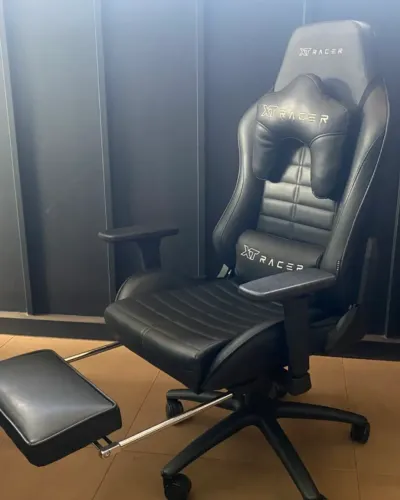 CADEIRA GAMER E ESCRITÓRIO XT RACER RECLINADA