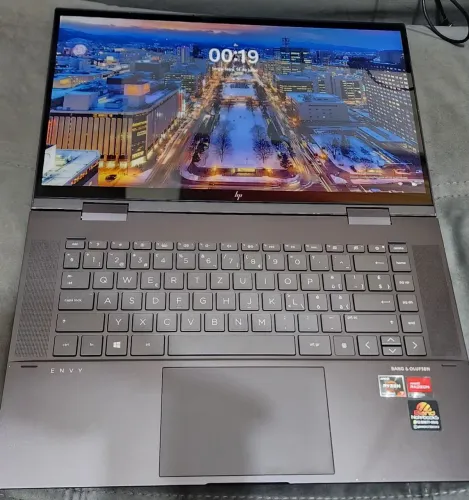 Notebook HP envy 360° tela touch. Tablet.