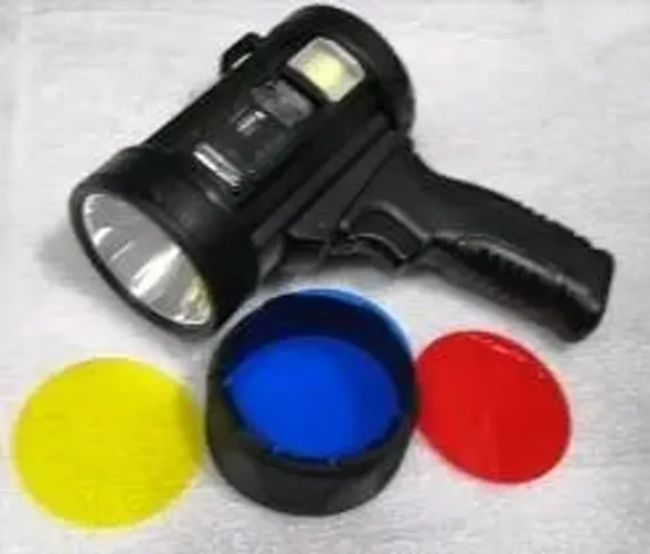 Lanterna LED tática solar com lentes coloridas e recarga fácil Ultimas unidades
