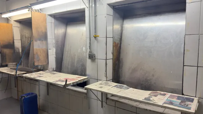 INSTALAÇÃO INDUSTRIAL COM CABINES DE PINTURA EM AÇO INOX + CORTINA D?ÁGUA