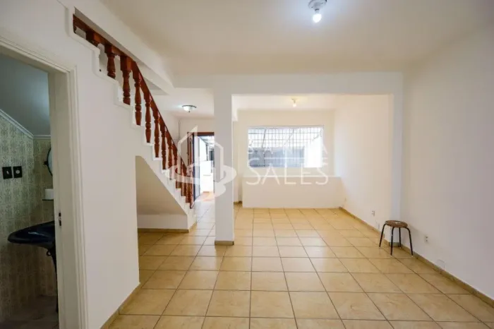 Excelente oportunidade: Casa à venda na Vila Mariana, São Paulo-SP! 3 quartos sendo 1 suít