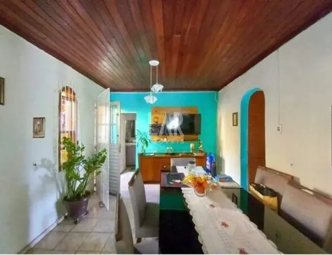 Casa à venda, 3 quartos, Nova Suíssa - Belo Horizonte/MG