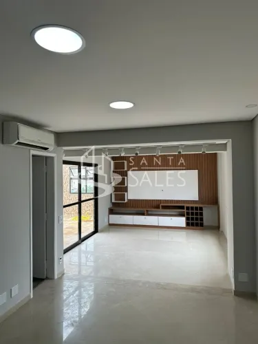Apartamento duplex para Locação em São Paulo - 2 quartos, 1 suíte, 4 banheiros, 3 vagas de