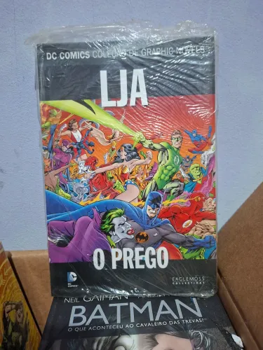 LJA: O Prego - DC Comics Coleção Graphic Novels Eaglemoss (Capa Dura)