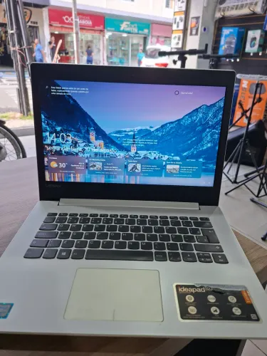 NOTEBOOK LENOVO IDEAPAD 320 Core I3 - Bem conservado