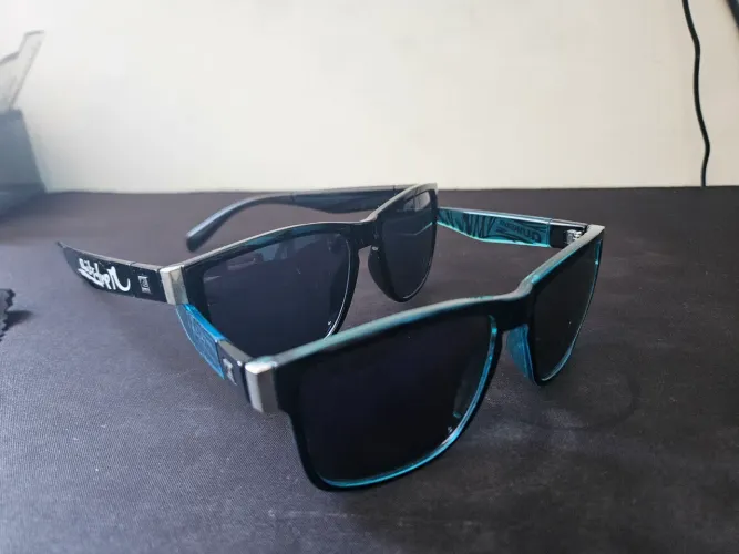 Oculos de sol Par