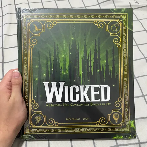Programa de luxo Wicked 2025 LACRADO