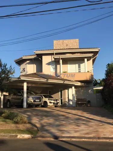 Casa a venda em condomínio na cidade de Valinhos