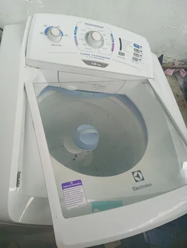 Mudança .vendo fogão geladeira guarda roupa painel máquina etc