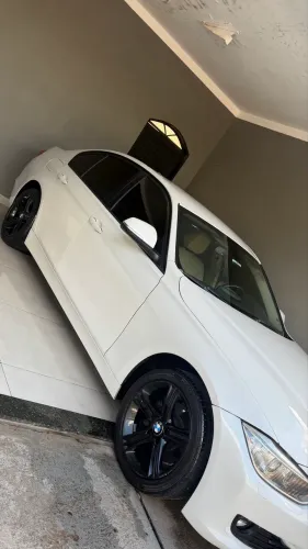 BMW 320I A 2.0 Turbo/activeflex 16V 184cv 4P 2013
