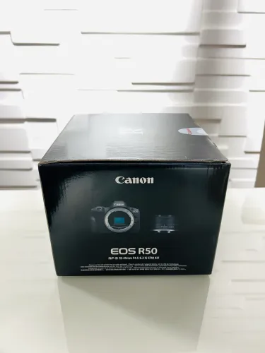 Câmera Digital Canon Eos R50 Mirrorless Kit Lente Rf-s 18-45
