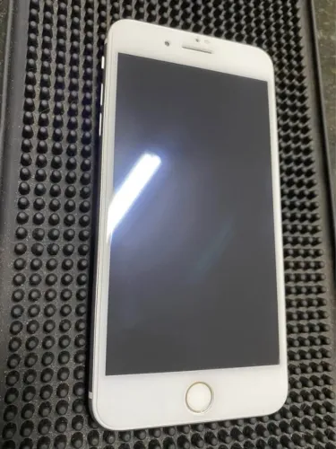 IPHONE 8 PLUS