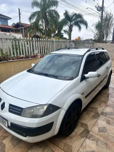 Renault Megane Grand Tour Dynam. Hi-flex 1.6 16V 2013