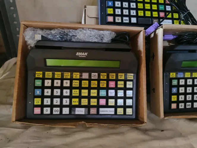 Teclado Sko 44 Preto