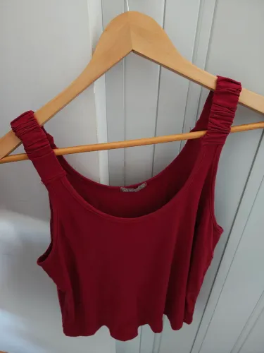 Regata Feminina Viscose Alças Com Elástico Vermelho
