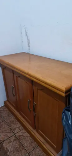 Balcão/Armário de Madeira Maciça (3 Portas) - Resistente à Água - Mudança