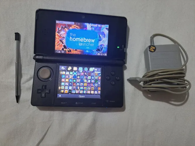 Nintendo 3DS Desbloqueado Usado + 90 Jogos