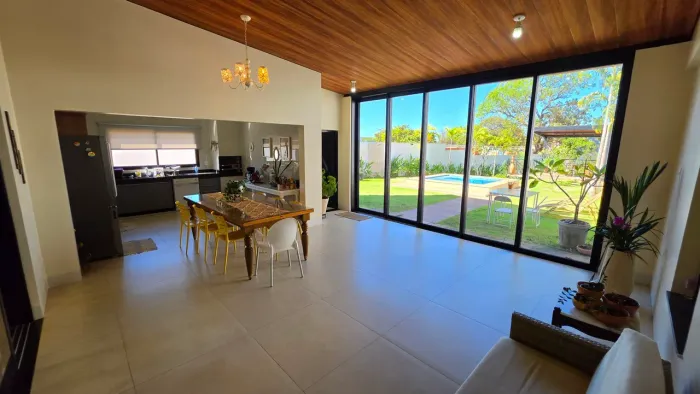 CASA Á VENDA TÉRREA NO CONDOMÍNIO POLINÉSIA
