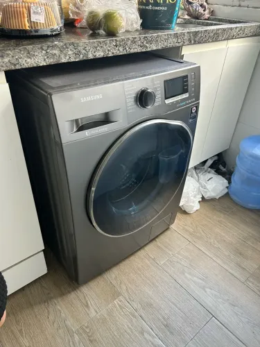Lavadora e Secadora de Roupas Samsung 10,2 kg WD10J6410AX EcoBubble Inox Look