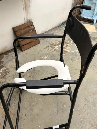 Vendo cadeira de banho