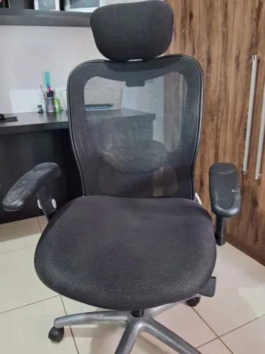 Cadeira de Escritório Ergonômica Presidente Mesh - Com Múltiplos Ajustes