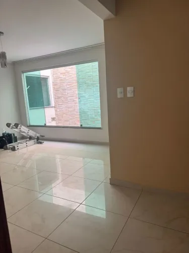 Alugo apartamento Coroa do Meio