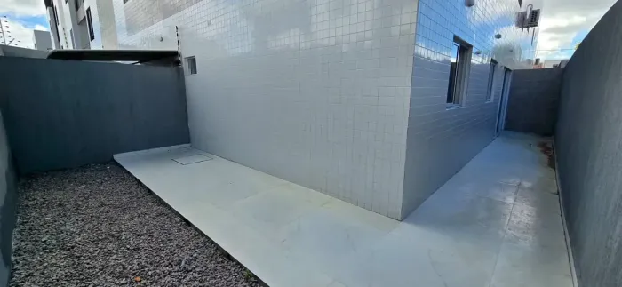 Apartamento Térreo com Área Externa Privativa, 2 Quartos, 66m², Altiplano, João Pessoa - P