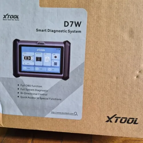 Aparelho Auto-scanner XTOOL D7W -- bluetooth/copia e faz chave/ 39 funções/3 anos sem taxa