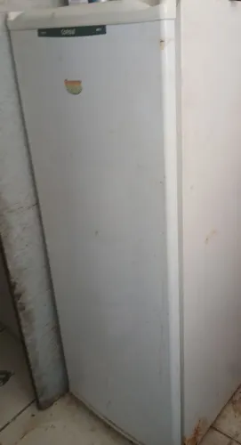 Freezer vertical 