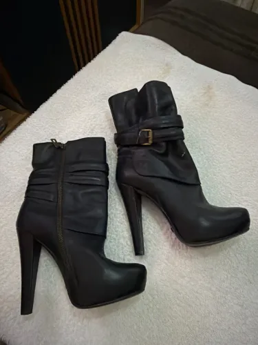 Bota 100% couro SCHÜTZ