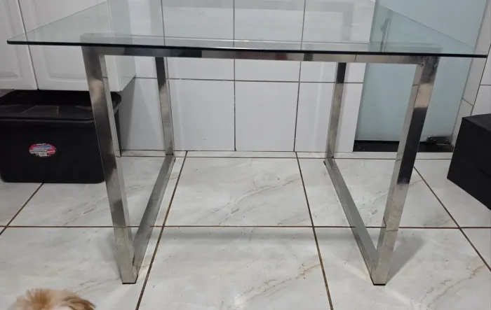 VENDO MESA DE VIDRO