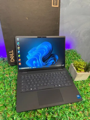 Notebook Dell pro ultra 5 semi novo
