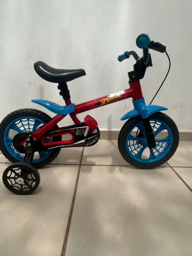 Bicicleta infantil aro 12 - Homem Aranha