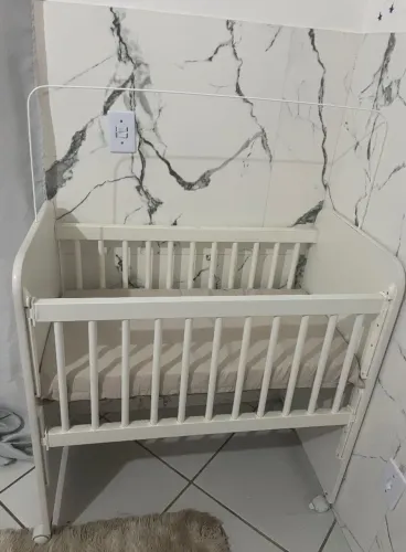 Vende-se mini berço