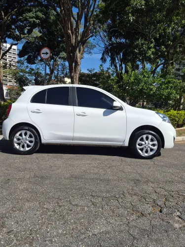 Nissan March SV 1.6 16V Flexstart 5P Aut. 2020