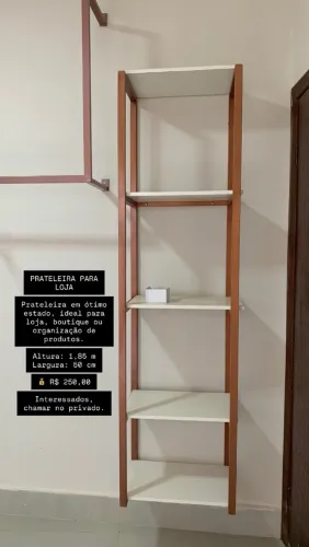 PRATELEIRA PARA LOJA À VENDA
