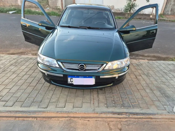 Chevrolet Vectra GLS/expres.2.2/ 2.0 E 2.0 CD 8V 2001