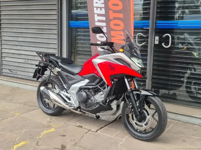 Honda NC 750X 2025