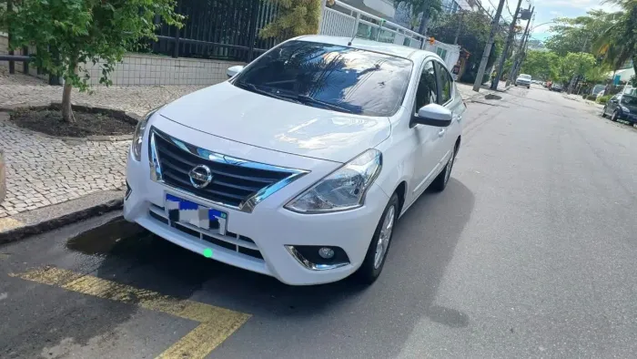 Nissan Versa SV 1.6 16V Flexstart 4P Aut. 2017