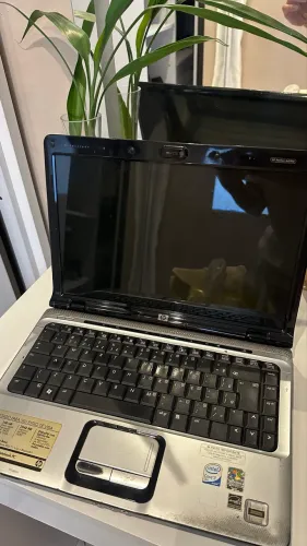Notebook HP Pavilion dv2000 - Intel Core 2 Duo / 2GB RAM / 160GB HD