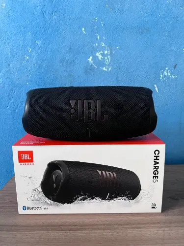 Vende-se JabL Charge 5 - Leia a descrição