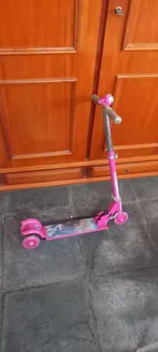 Patinete infantil Frozen 0 a 6 anos