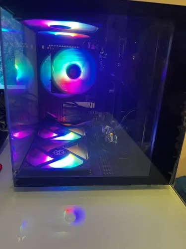 GABINETE GAMER ATON I7 9700