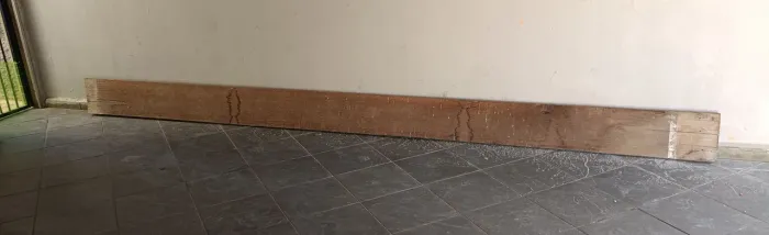 Duas vigas de 30cm x 5 metros $700