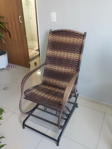 Cadeira de balanço com 4 molas